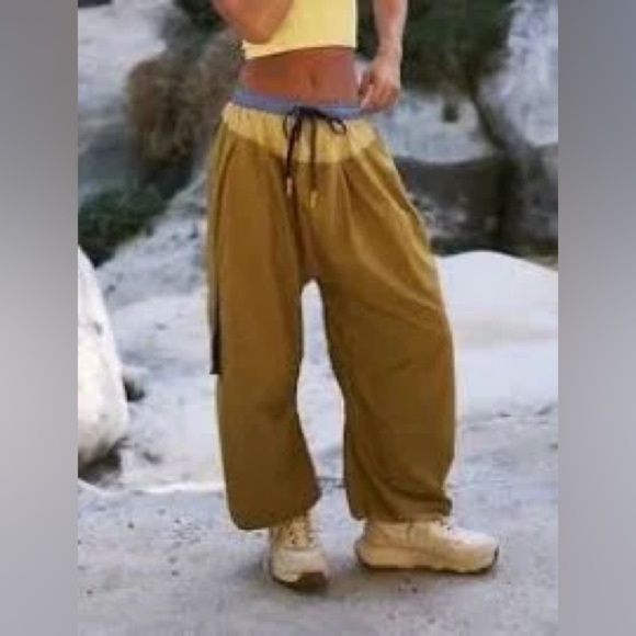 New! Free People Movement Spring Forward Pants ✨ RARE Color Combo✨ Large NWOT! - Picture 7 of 13